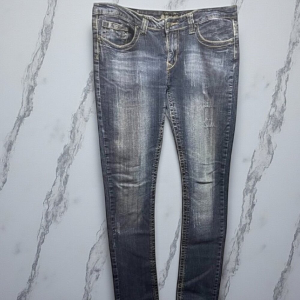 Red Rivet Embellished Pockets Slim Fit Jeans